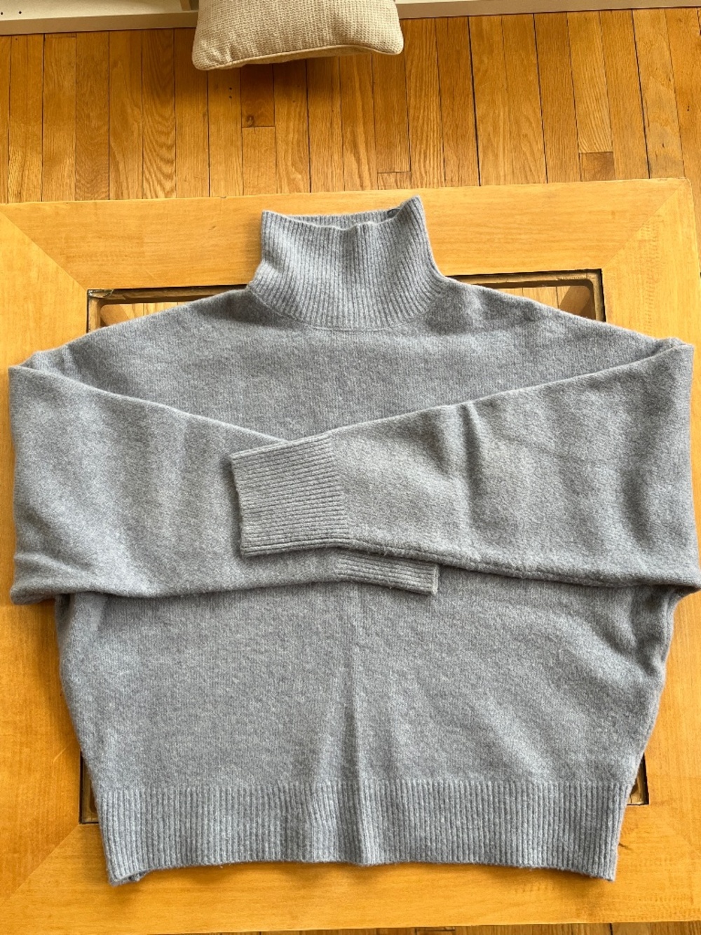 Zara Women's Grey and Blue Sweatshirt